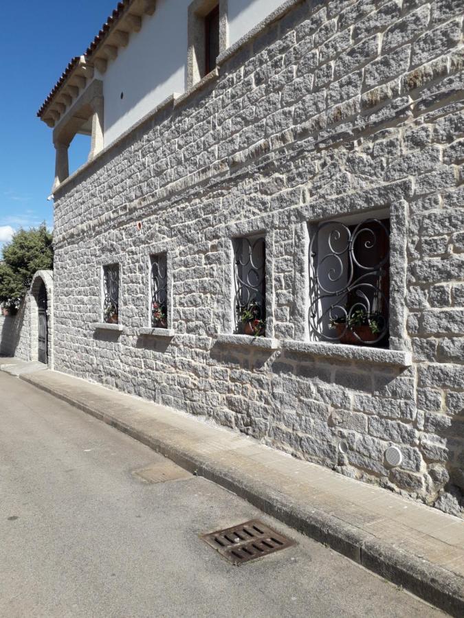 Casa Mene' Arzachena Exterior foto